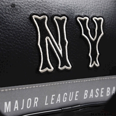 MLB NY MEGA OUTLINE LIGHT ( FORM NGANG )