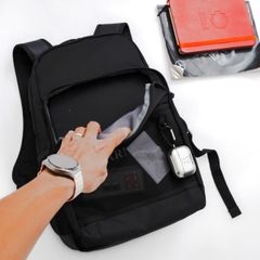 B LARISSA BACKPACK