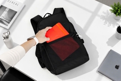 B LARISSA BACKPACK