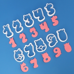 Bộ số nhựa hình heo ngộ ngĩnh