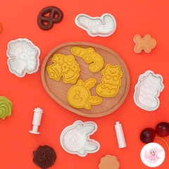 Bộ 4 khuôn nhựa nhấn giáng sinh