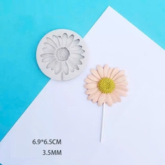 Khuôn Silicon hoa cúc lớn 6.5cm