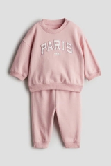 Set nỉ hồng / Paris