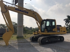Máy xúc Komatsu PC200-10M0