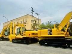MÁY XÚC KOMATSU PC240LC-8M0