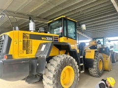 MÁY XÚC LẬT KOMATSU WA320-6