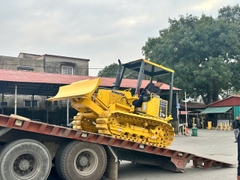 MÁY ỦI KOMATSU D21P-8E0