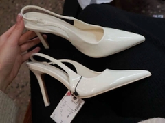 Giày Zr Slingback trơn mũi nhọn<2K> ( Hàng sẵn) lùi 1 szH216/ 6891-11/ T1.3