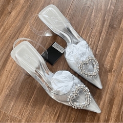 Giày sandal ZR mũi nhọn đá trái tim[FullBox][Sẵn](form to nên lùi sz)H273