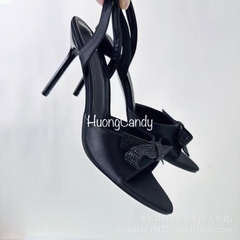 Sandal ZR trang trí nơ đính đá hạt đen hở mõm quai hậu (sẵn-lùi 1 sz)H223