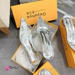 Sandal bệt bạc đá gém quai sau  chắc chắn FULLBOX(hàng sẵn)H185