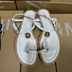 (chân mảnh lùi 2sz)Sandal ZR xỏ ngón khuy vàng Fullbox(sẵn)H69