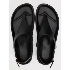 (lùi 1sz- sẵn)Sandal bệt đen xỏ ngón basic trơnH67
