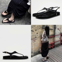 (lùi 1sz- sẵn)Sandal bệt đen xỏ ngón basic trơnH67