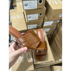 Guốc Z Nâu đan vuông FULLBOX(sẵn)-H450