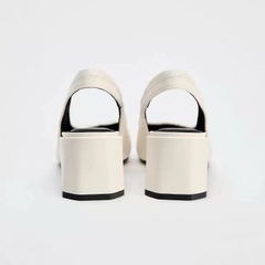 Giày búp bê ZR Trắng mũi nhăn đính nơ đế vuông 6cm(hàng sẵn)H167