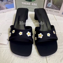 Guốc Z đen thêu hoa cúc vàng FULLBOX(sẵn)H430/3W096/T2.5A