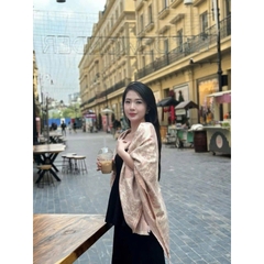 Khăn choàng Hồng Hàng QCCC[ Sẵn]H483
