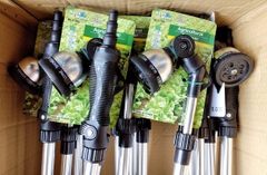 Súng Tưới Cây GYW2160 Aquamate – Tay Cầm Kéo Dài 90cm