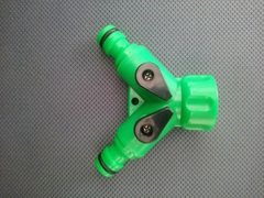 Bộ Chia Nước Chữ Y AquaMate W-3270 – Van Khóa Đôi