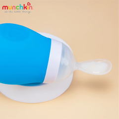 Bình thìa ăn dặm Munchkin 150ml (màu ngẫu nhiên)