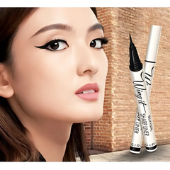 Bút kẻ mắt nước Silkygirl Wing It lâu trôi 0.5g