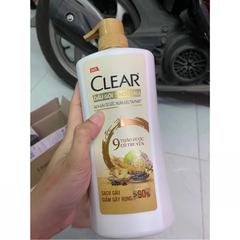 Dầu gội Clear 9 Thảo Dược chăm sóc da đầu yếu 630g