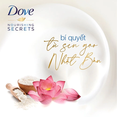 Dầu gội Dove óng mềm tự nhiên 640g