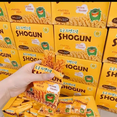 Hộp 30 gói snack mì phô mai vị gà Shogun 18g