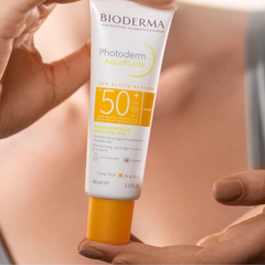 Kem chống nắng Bioderma giảm bóng nhờn 40ml (không màu/màu light)