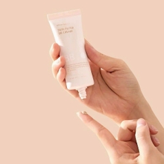 Kem nền B.O.M mỏng nhẹ tự nhiên lâu trôi 40ml