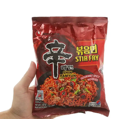 Mì xào khô cay Shin Ramyun Nongshim gói 131g