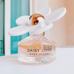 Nước hoa nữ Marc Jacobs Daisy Love EDT 30ml