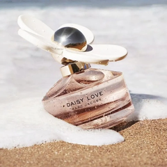 Nước hoa nữ Marc Jacobs Daisy Love EDT 30ml
