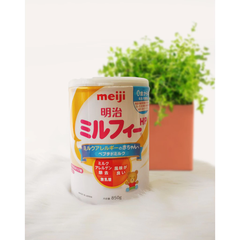 Sữa bột Meiji HP cho bé dị ứng đạm sữa bò 850g