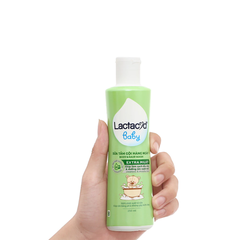 Sữa tắm gội trẻ em Lactacyd Milky bảo vệ da và tóc bé 500ml