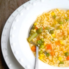 Mì nui cho bé hình ngôi sao/hình chữ cái và số Bartolini 250g dành cho bé từ 8 tháng tuổi