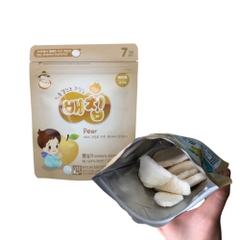 Hoa quả sấy khô Mom's Cook vị táo/vị lê/vị dâu tây 12g
