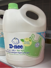 Nước giặt Dnee