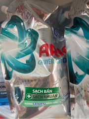 Nước giặt Ariel