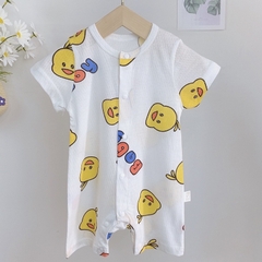 Body đùi cộc tay cúc giữa vải thông hơi mỏng mát cho bé trai bé gái sơ sinh mùa hè