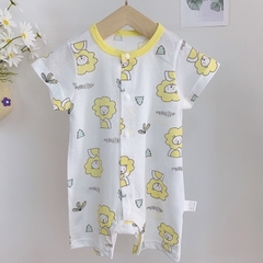 Body đùi cộc tay cúc giữa vải thông hơi mỏng mát cho bé trai bé gái sơ sinh mùa hè