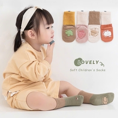 Vớ Len Cao Cổ Chống Trượt Hình Hoa Quả Cho Bé 𝟎𝟗𝐓𝐂𝐓