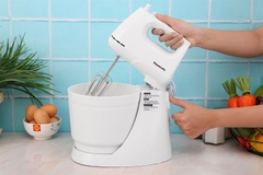 Máy nhồi bột đánh trứng Panasonic MK-GB3WRA