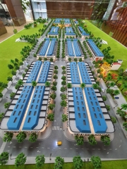Vien dong nga hung thinh