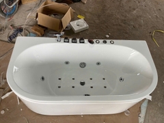 Bồn Tắm Chân Yếm Cong MKT-16