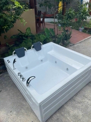 Bồn Tắm Cao Cấp 1.6m KT-16