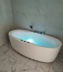 Bồn Ovan Massage  1.7m MKT-17