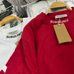 Áo Thun Burberry Thêu Cổ Big Logo Backside