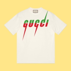 Áo thun GC Gucci Blade Print (Màu Kem)